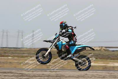 media/May-26-2025-Lets Ride (Mon) [[3bf1de1d65]]/C Group/1240pm (Wheelie Bump)/